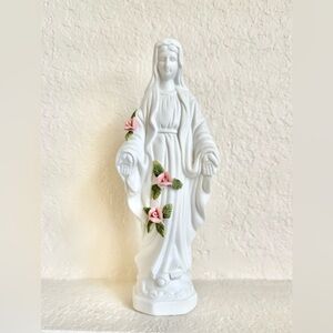 VINTAGE OUR LADY OF GRACE WHITE CERAMIC FIGURINE STATUE